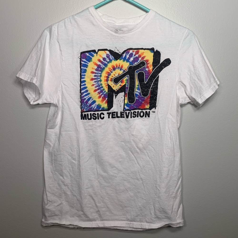 MTv tshirt.